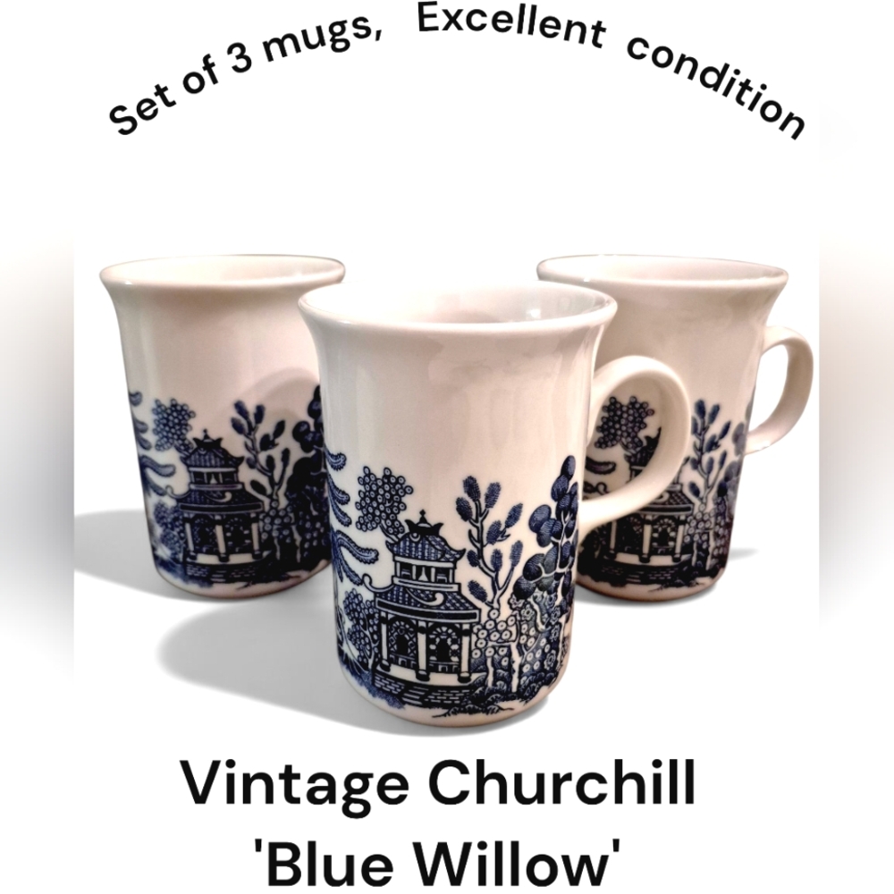 Blue Willow Churchill, VINTAGE Mugs Set (3) Excellent Condition